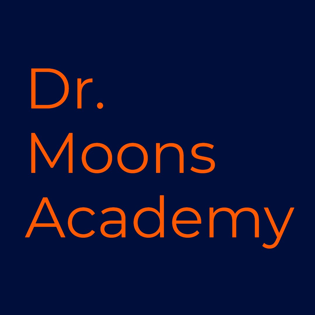 Dr. Moons Academy logo